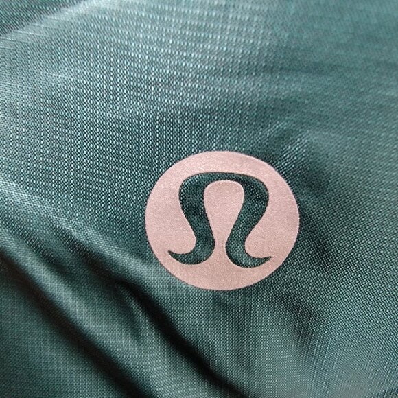 Lululemon Women's Forage Teal Down For A Run Slim Full-Zip Puffer Vest Size 8 - Picture 3 of 7